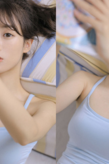 打扑克的男女